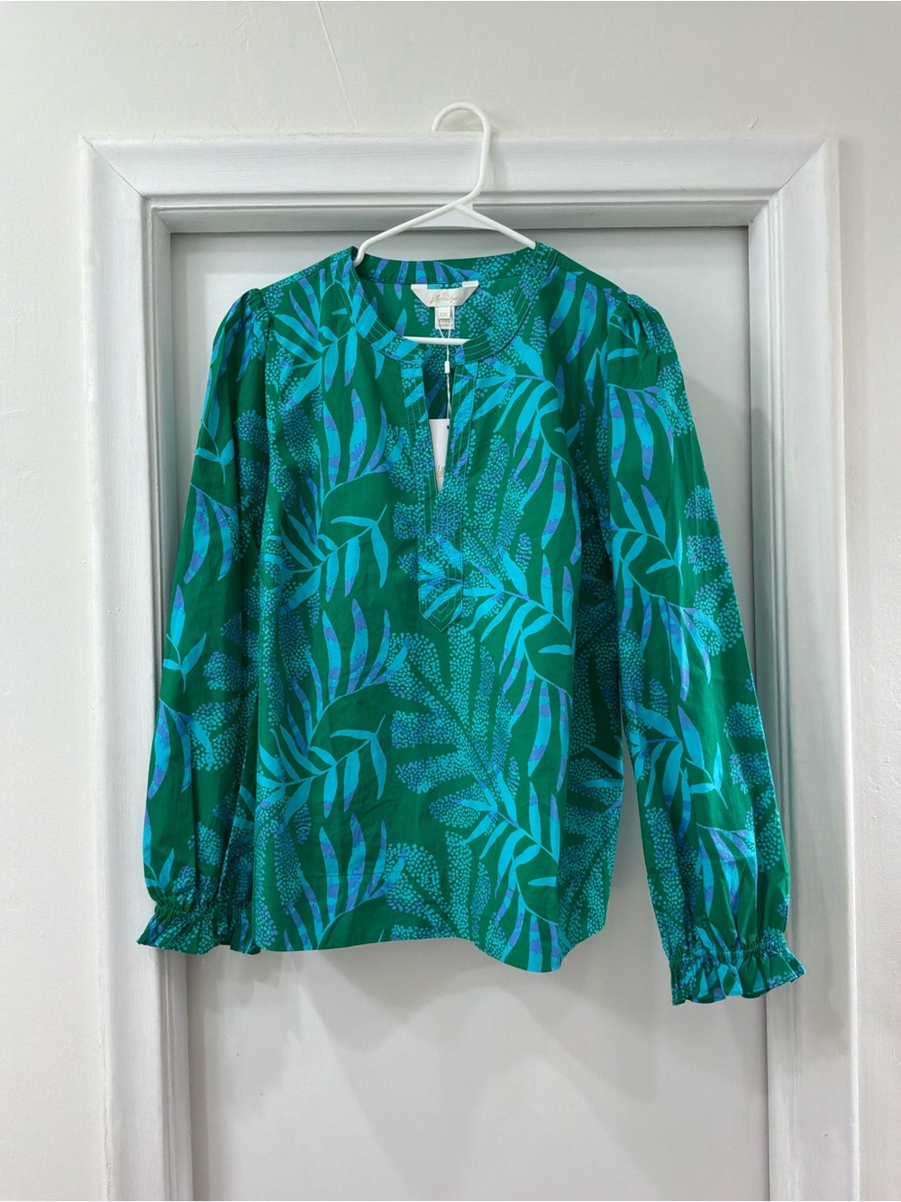 Lilly Pulitzer Green & Teal Leaf-Print Long-Sleeve Blouse